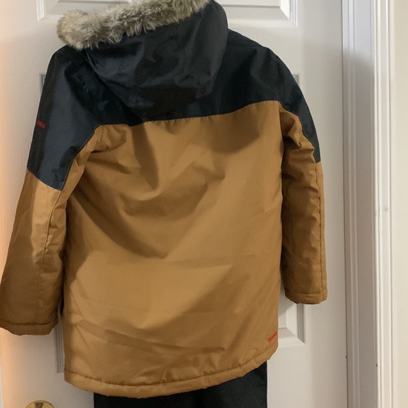 OshKosh parka - Picture 2 of 6